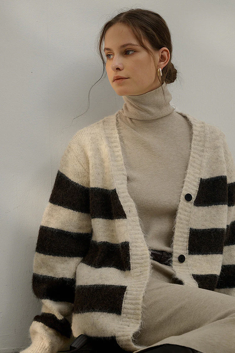Oversized Stripe Color Block V Neck Knit Cardigan - Image 7