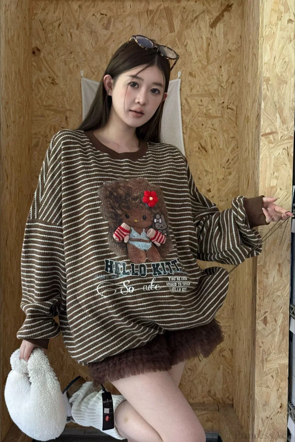 Oversized Striped Exploding Afro Hello Kitty Print Sweatshirt - Image 3