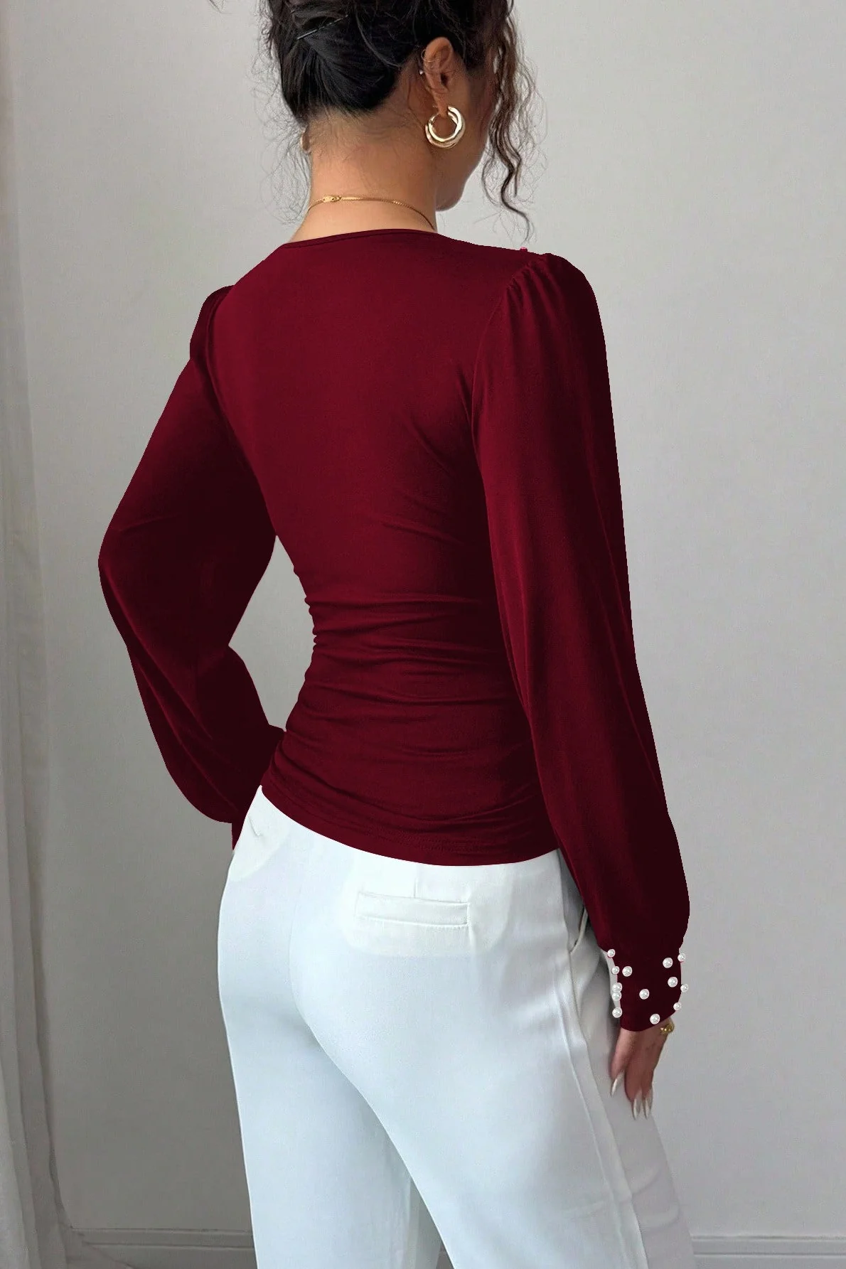 Pearl Accent Solid V-Neck Ruched Waist Sexy Long Sleeve Tee - Image 3