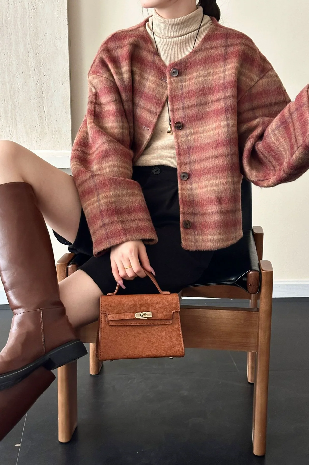 Plaid Crew Neck Single Breasted Drop Shoulder Wool Jacket - Image 3