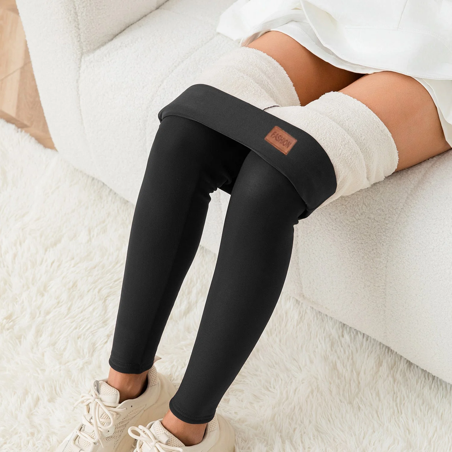 Plus Size Sherpa Fleece Letter Leggings - Image 9