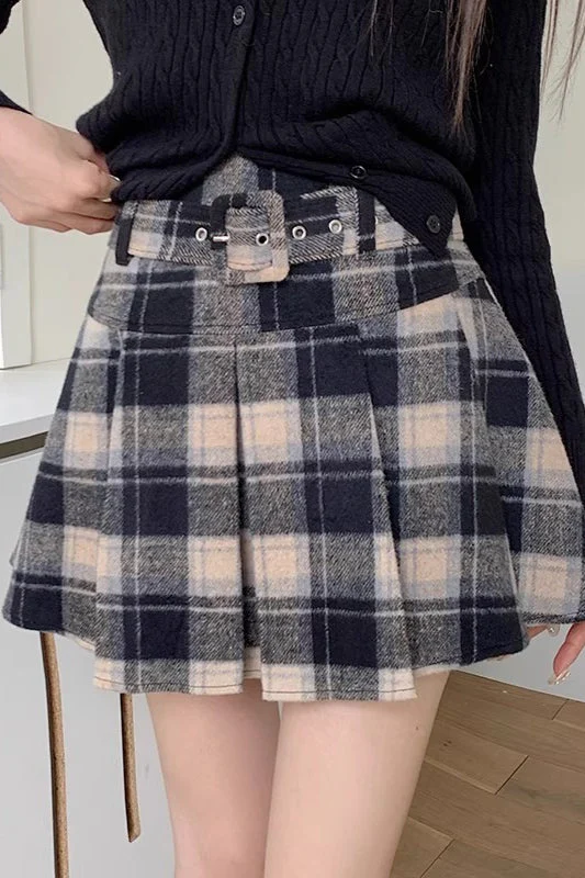 Plus Size Wool Plaid Pleated Skirt - Image 4