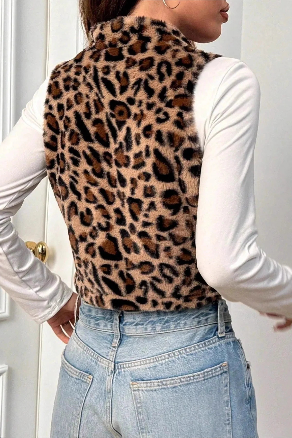 Pocketed Winter Quilted Fleece Vest - Image 4