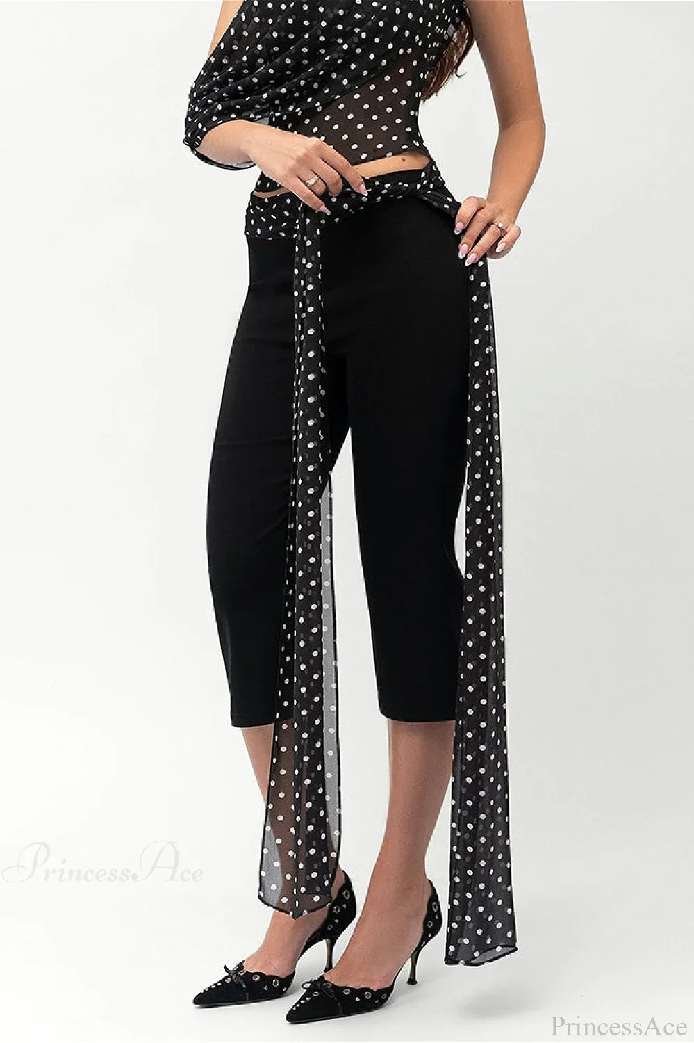 Polka Dot Off Shoulder Crop Top Two Pieces Set - Image 4
