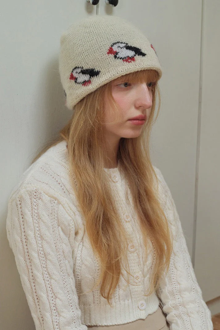 Rabbit Hair Blend Bird Pattern Color Block Knitted Hat - Image 4