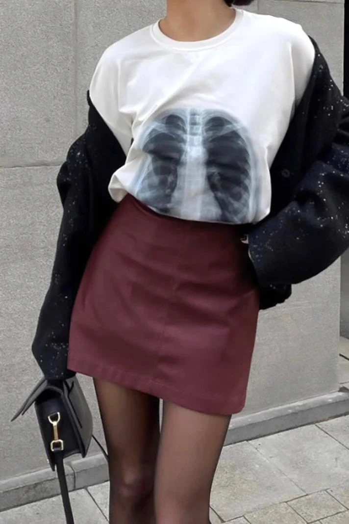 Red Matte Leather Skirt - Image 5