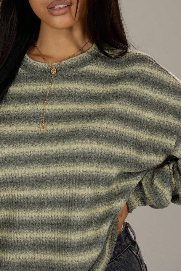 Relaxed Elegant Striped Knit Pullover Blouse - Image 4