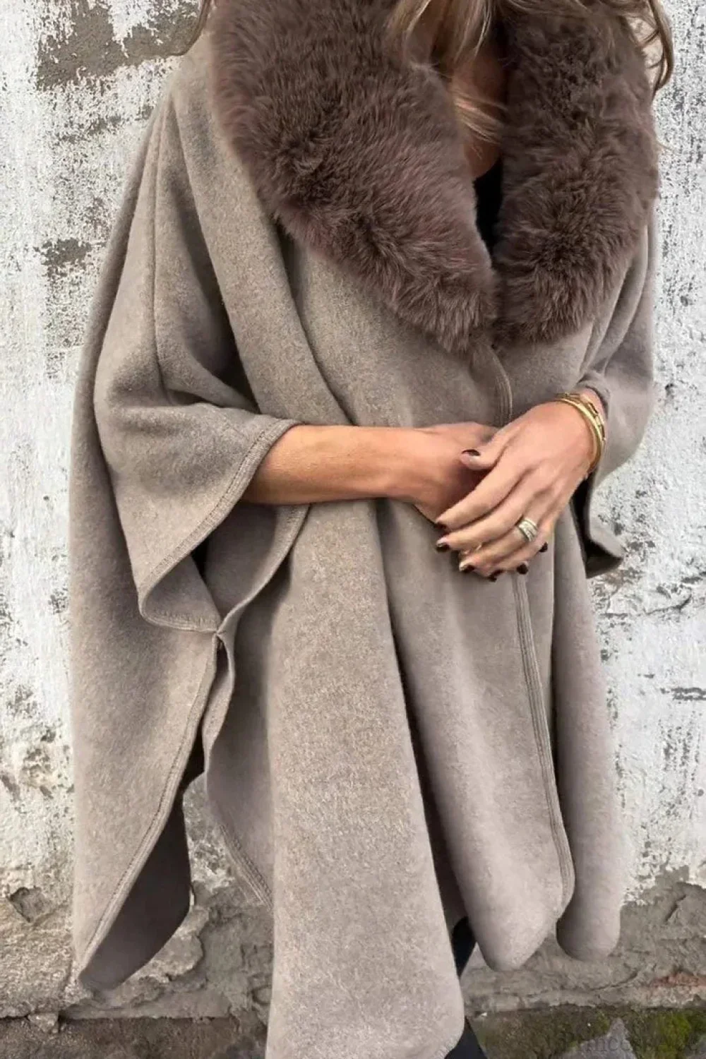 Relaxed Long Sleeve Wide Lapel Fur Collar Cape Overcoat - Image 2