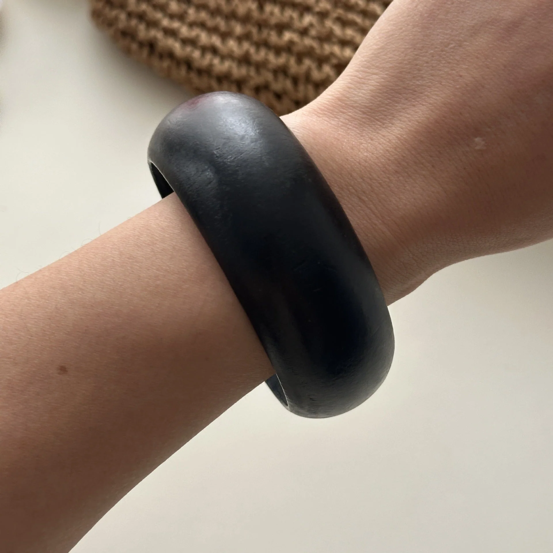 Resin Oval Wide Geometric Leopard Bracelet - Image 4