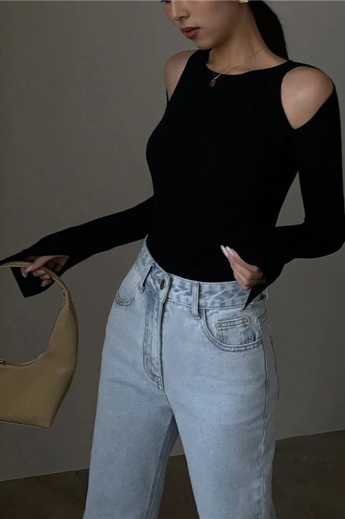 Retro Crew Neck Off-Shoulder Split-Cuff Slim Knit Top - Image 8