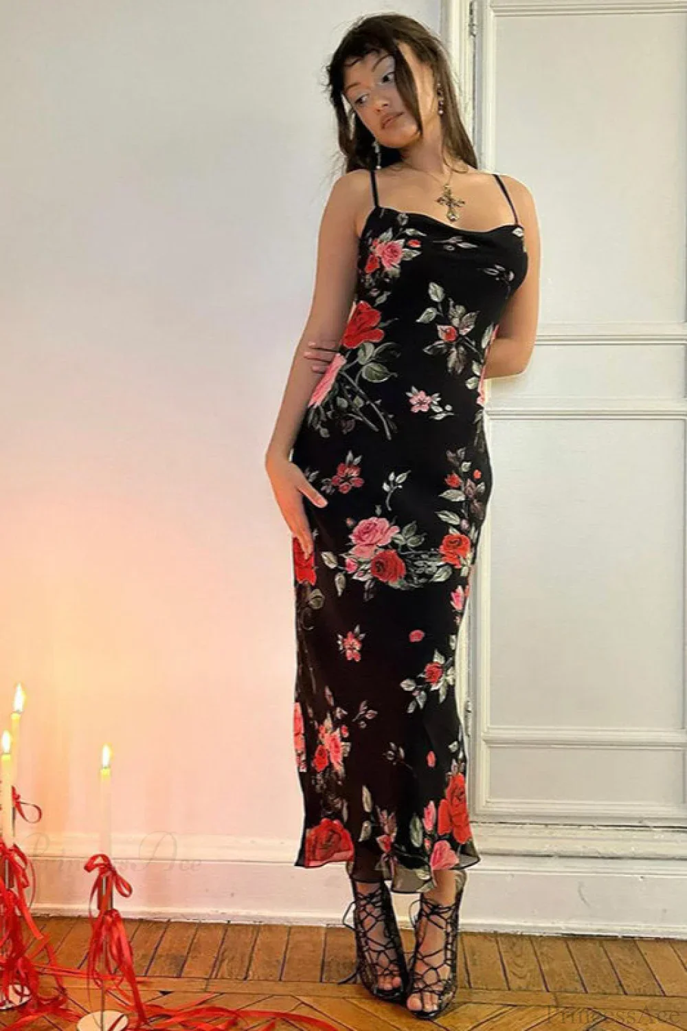Retro Floral Cami Fitted Bodycon Maxi Dress - Image 3