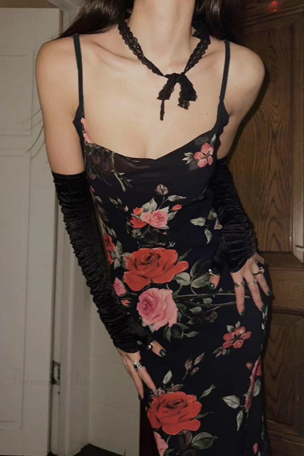 Retro Floral Cami Fitted Bodycon Maxi Dress - Image 4