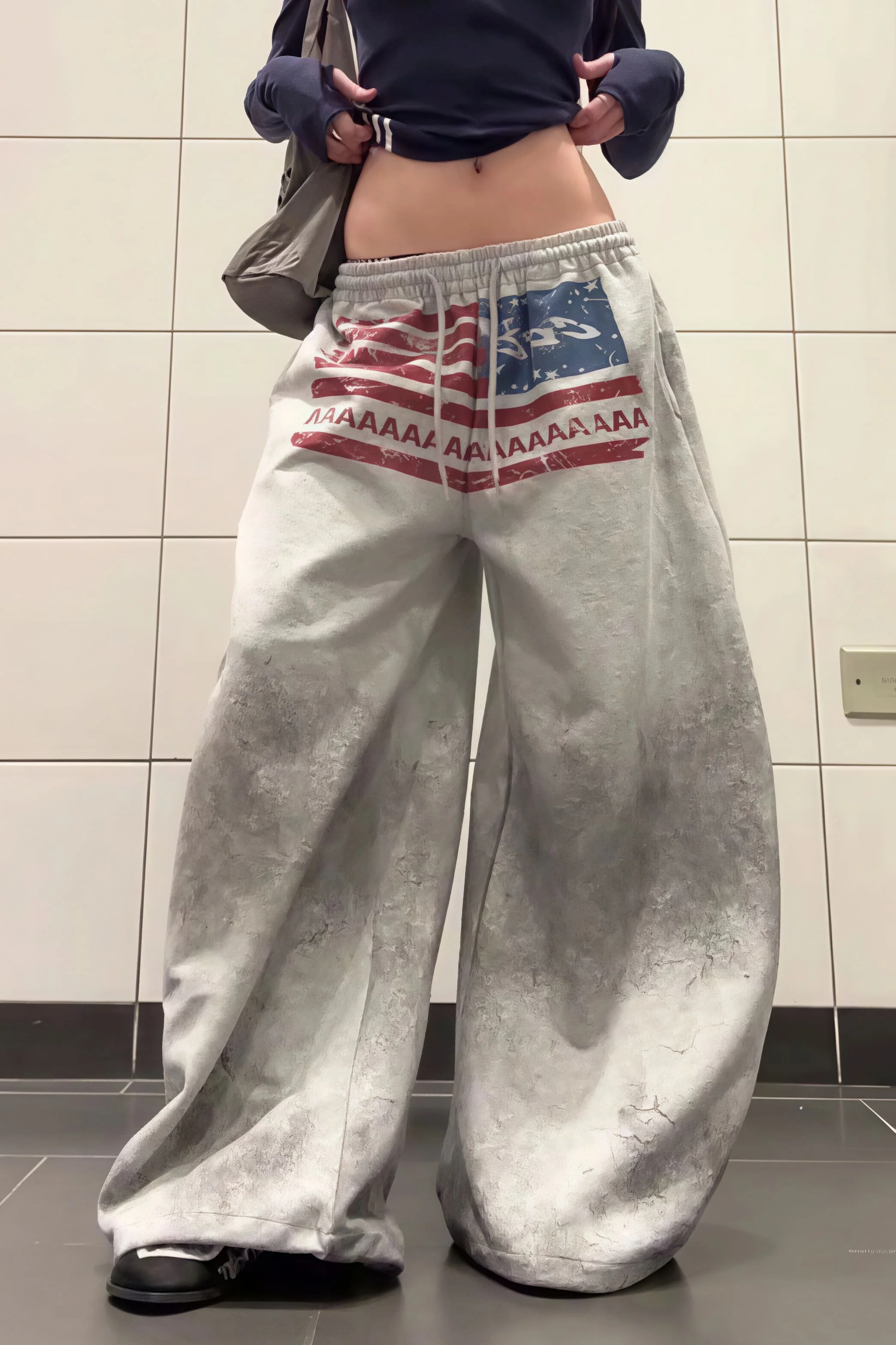 Retro Gray Graphic Drawcord Baggy Sweat Pants - Image 2