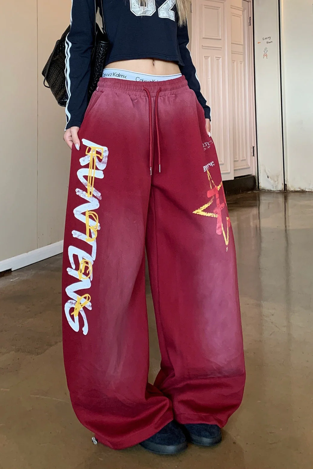 Retro High Waist Drawcord Graphic Sweat Pants - Image 9