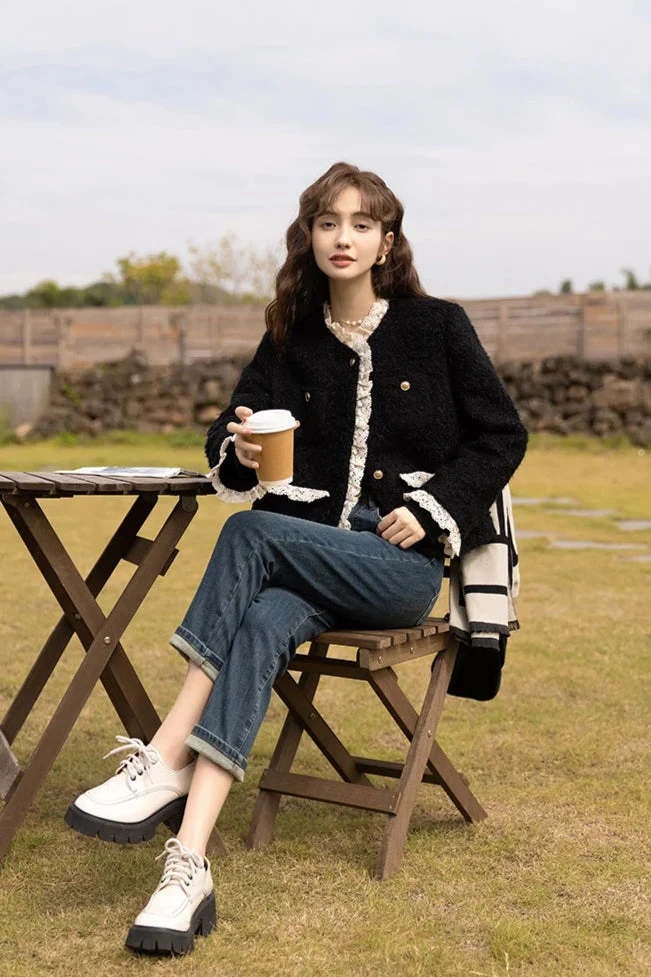 Retro Lace Splicing Wool Jacket - Image 9