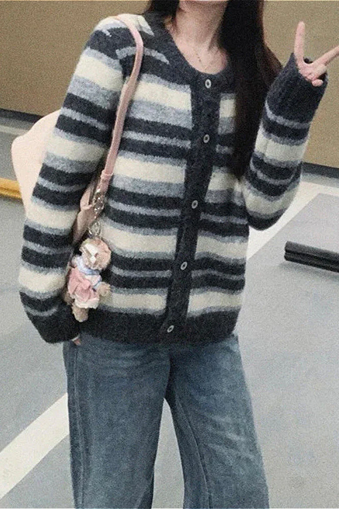 Retro Stripe Color Block Loose Slim Crew Neck Knit Cardigan - Image 3