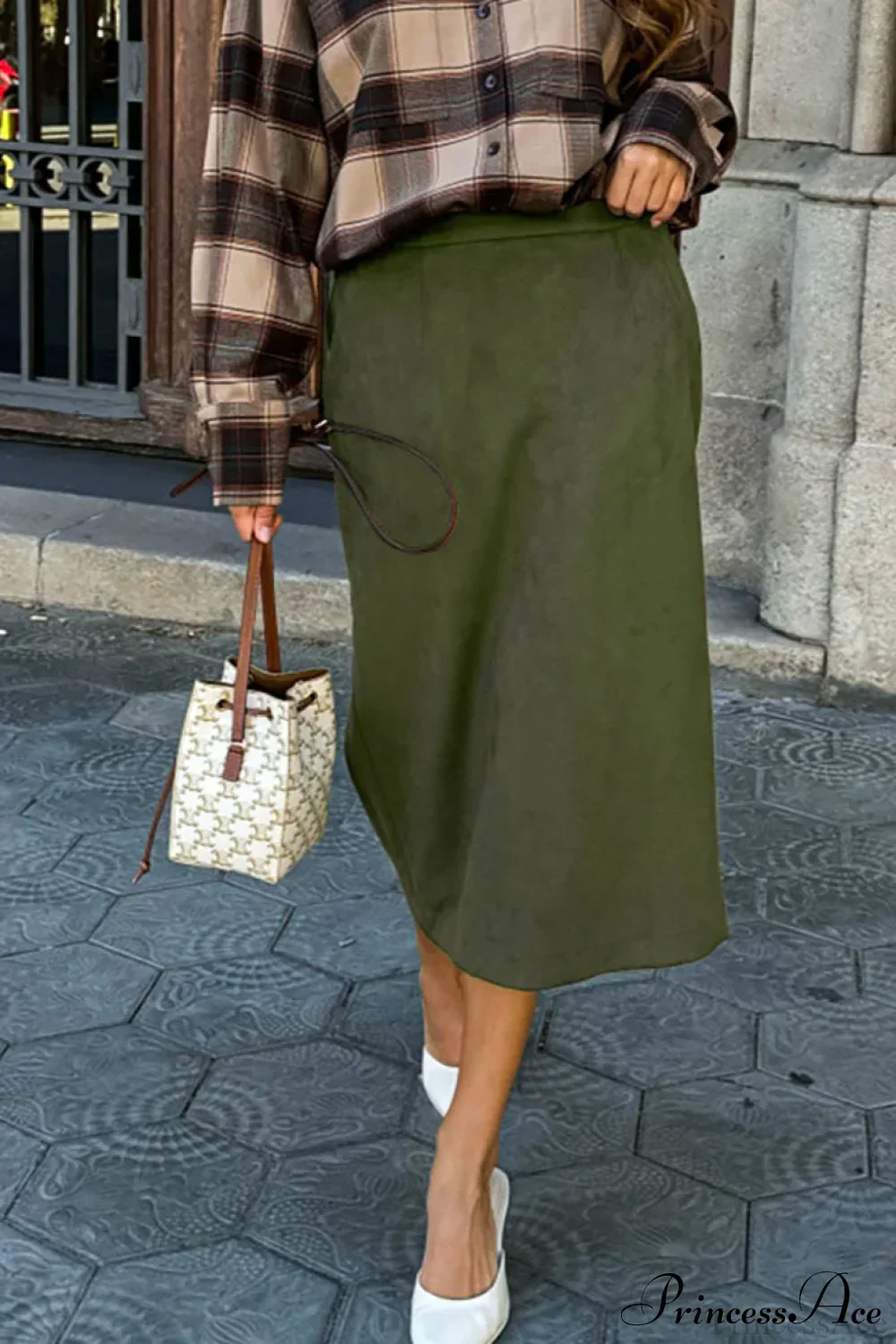 Retro Suede Straight Green Skirt - Image 3