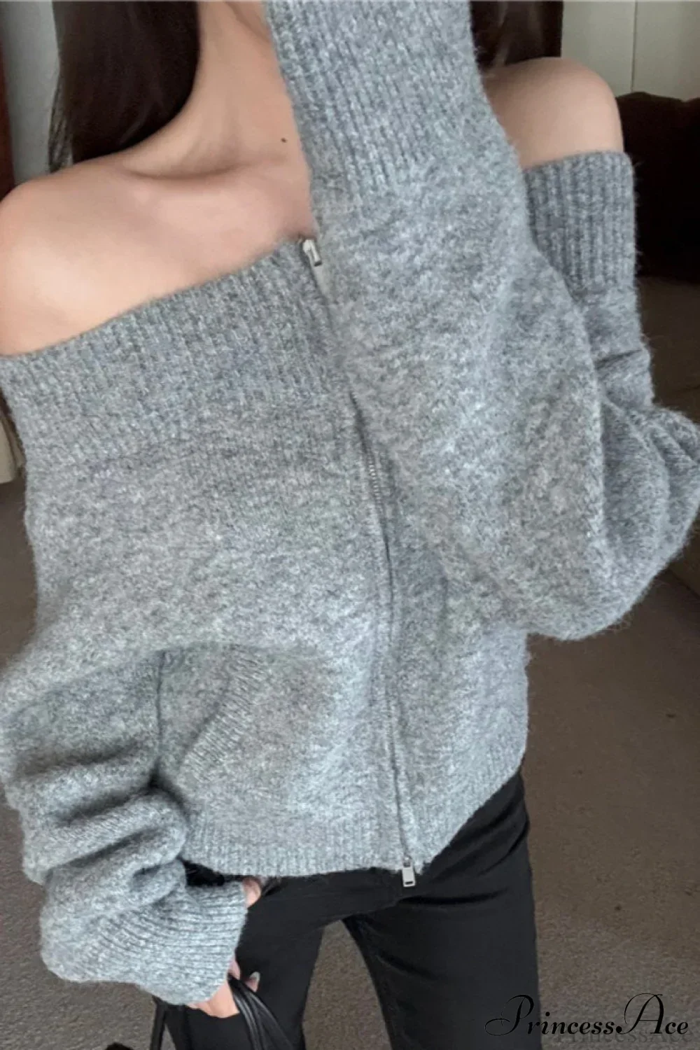 Retro Zip Off-Shoulder Slim-Fit One-Size Knit Cardigan - Image 3