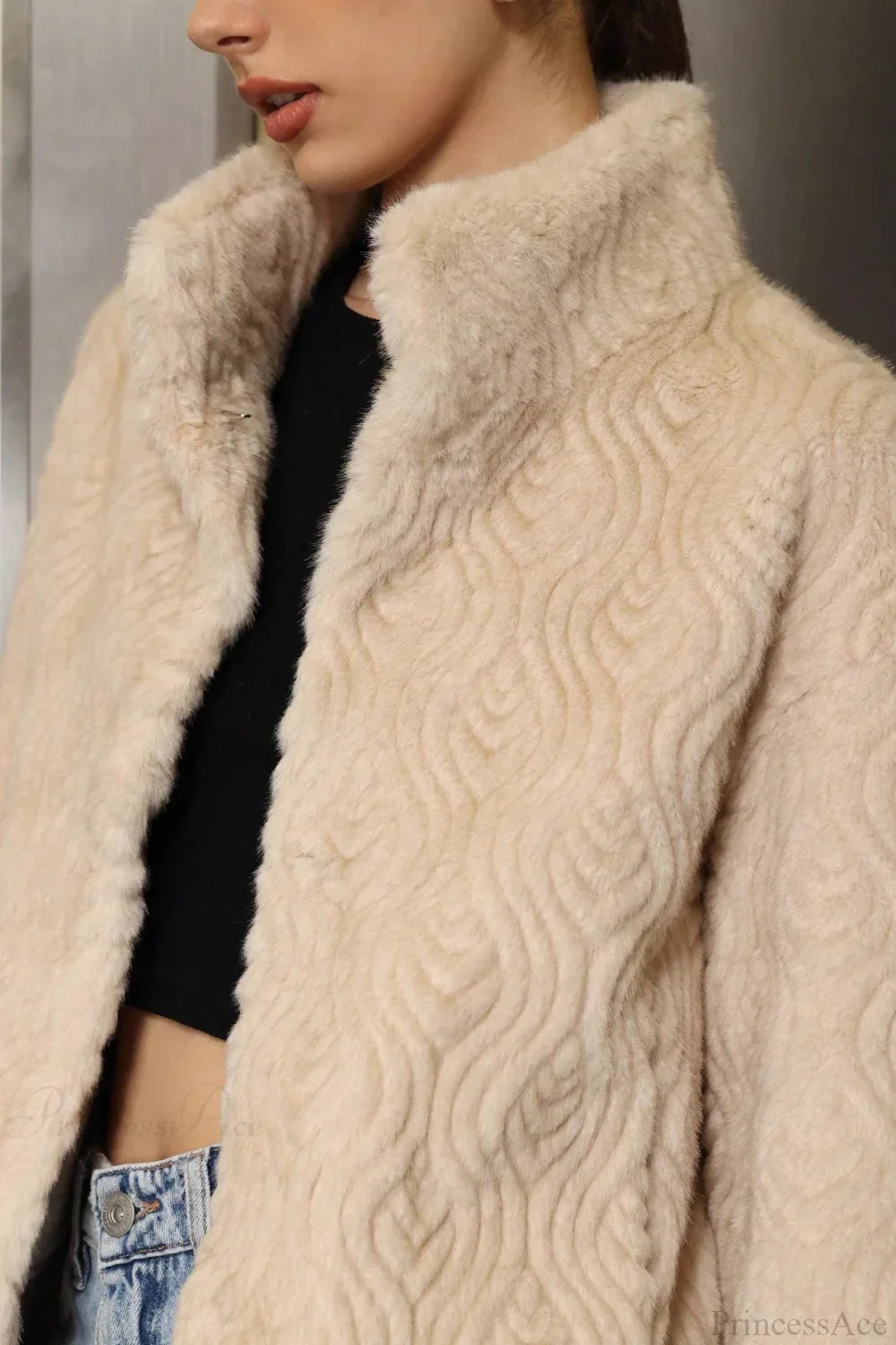Ribbed Turtleneck Thickened Faux Fur Coat - Image 2