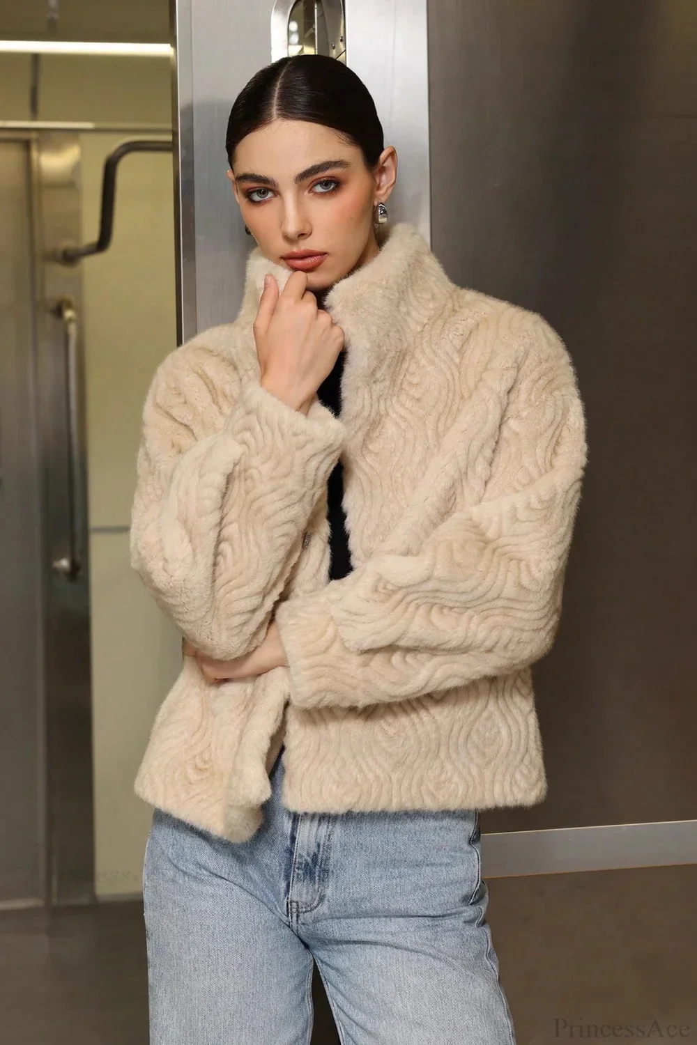 Ribbed Turtleneck Thickened Faux Fur Coat - Image 3