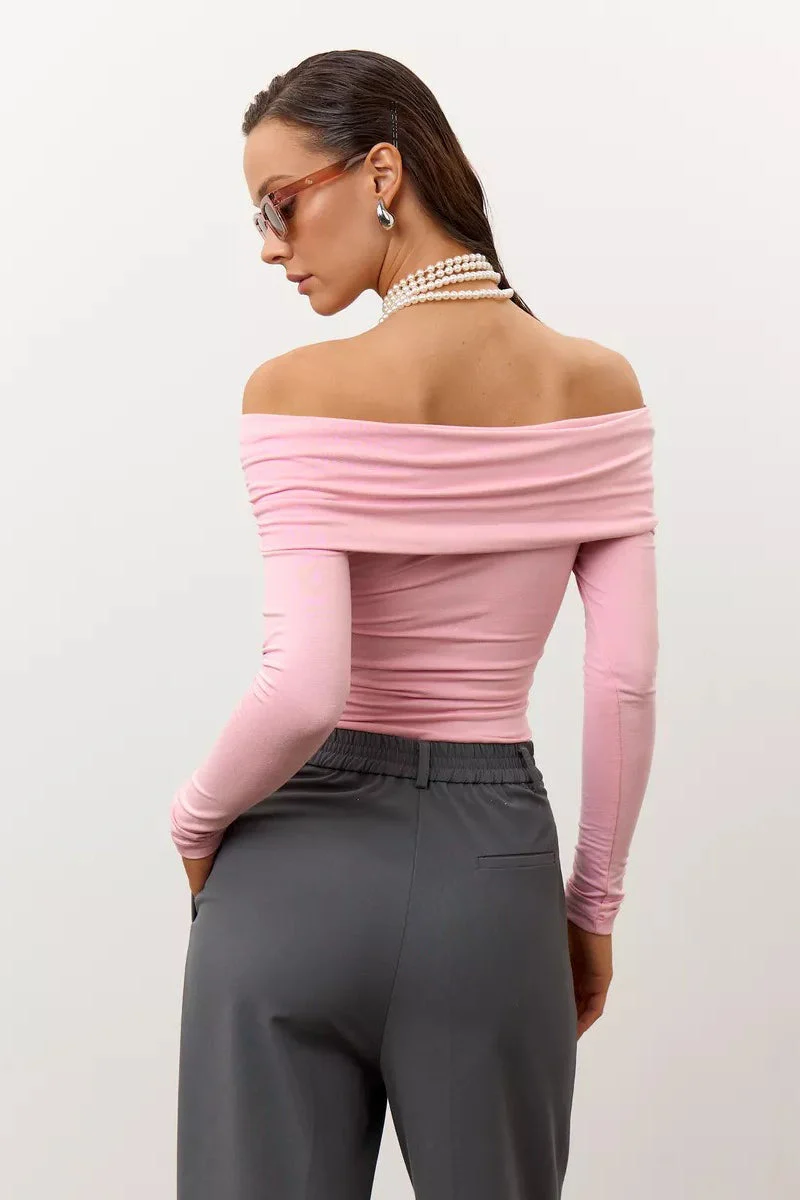 Ruched Cross Slim Bare-Shoulder Long Sleeve Tee - Image 15