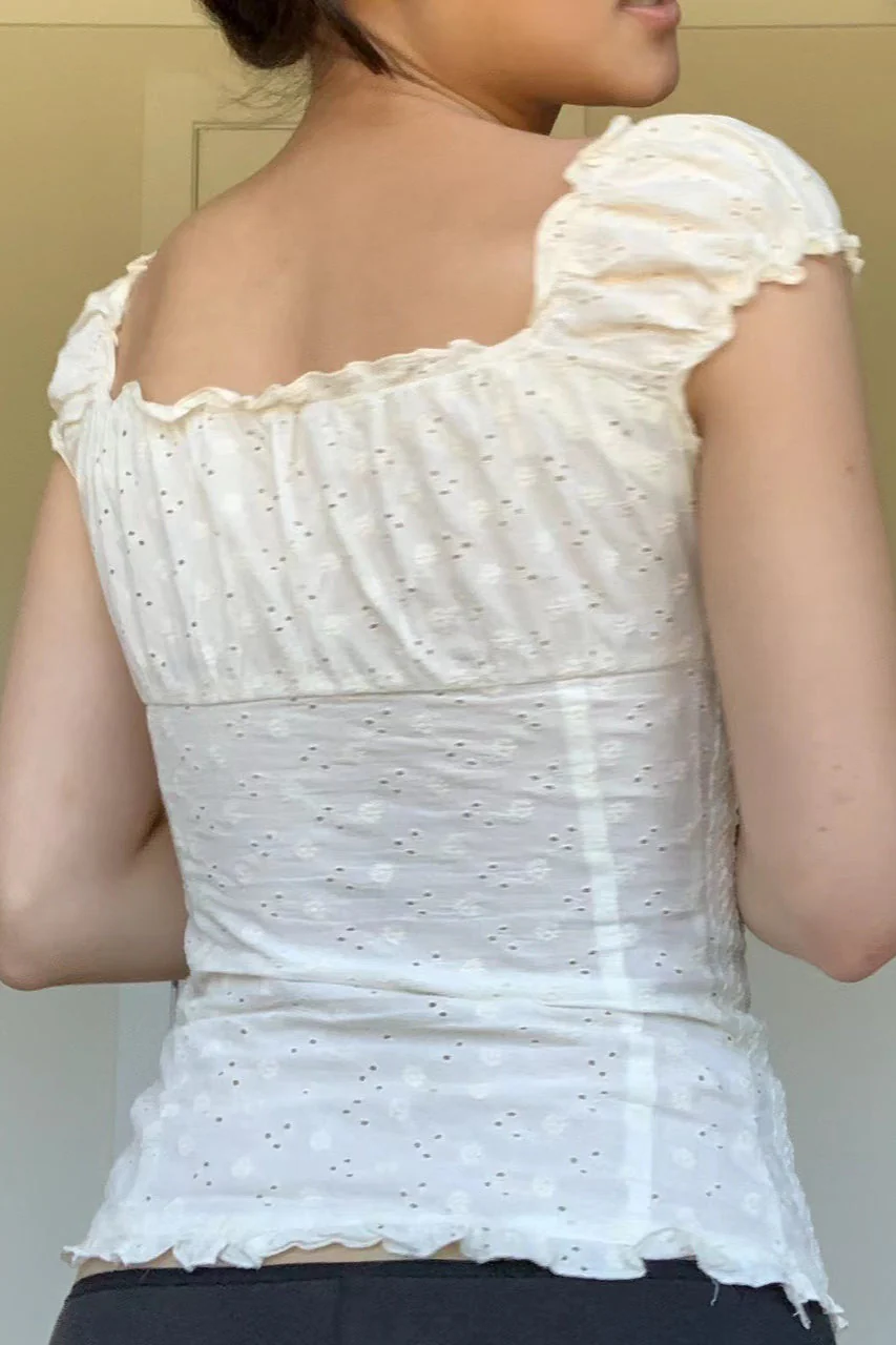 Ruched Low Neck Button Ruffled Lace Tank Top - Image 3