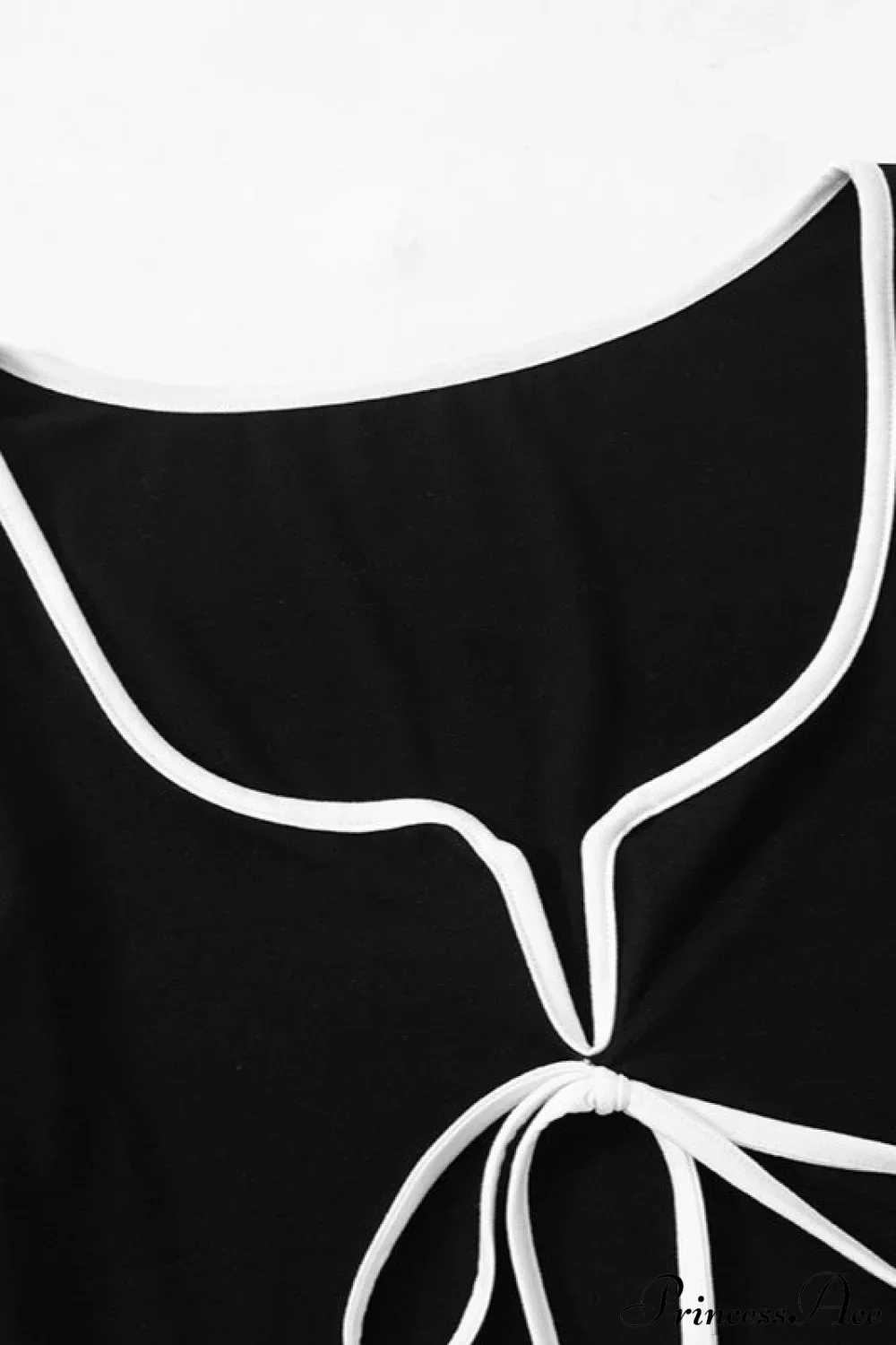 Ruched Tie Front Cropped Long Sleeve Tee - Image 5