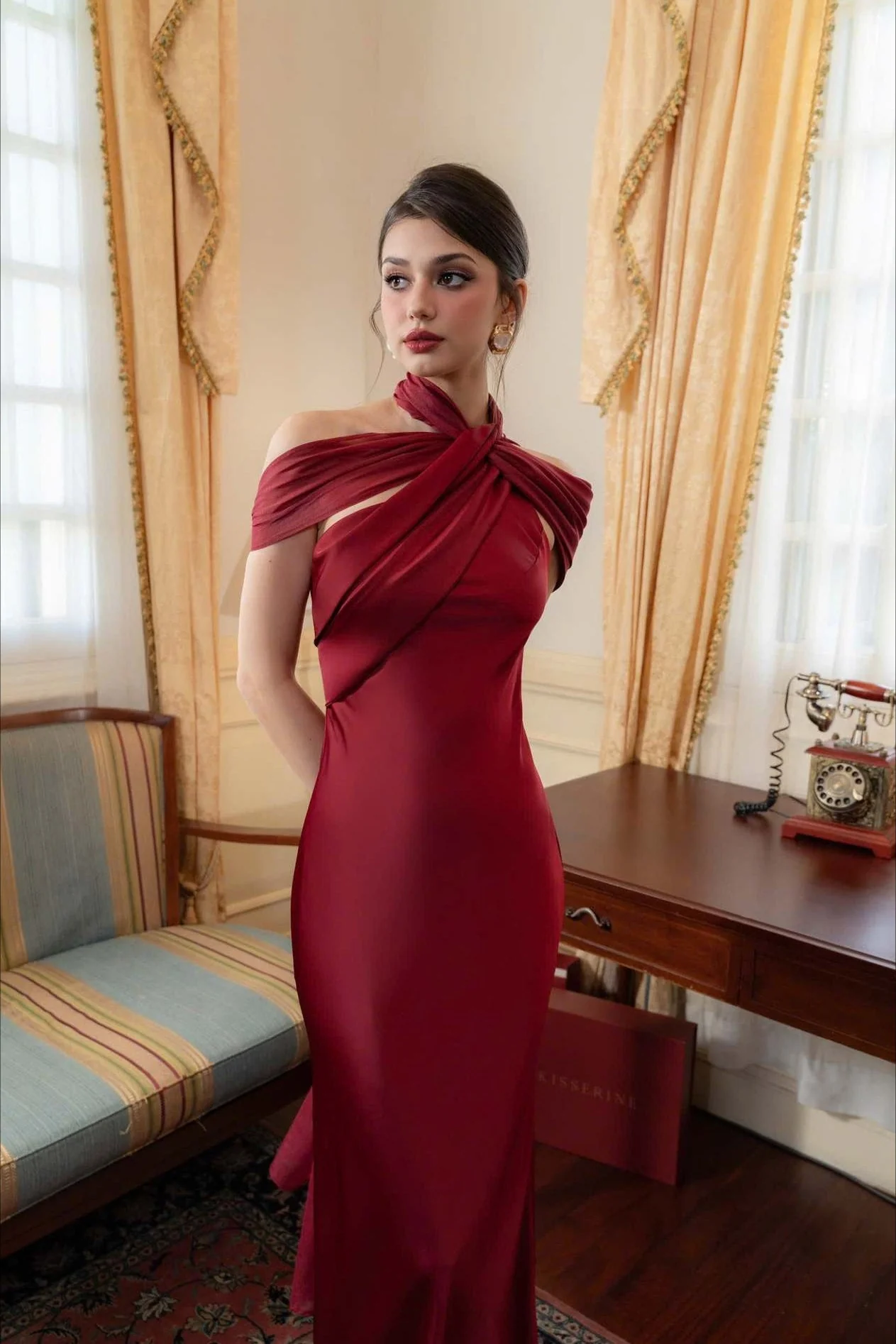 Satin Mermaid Slim Fit Elegant One Shoulder Solid Color Prom Dress - Image 10