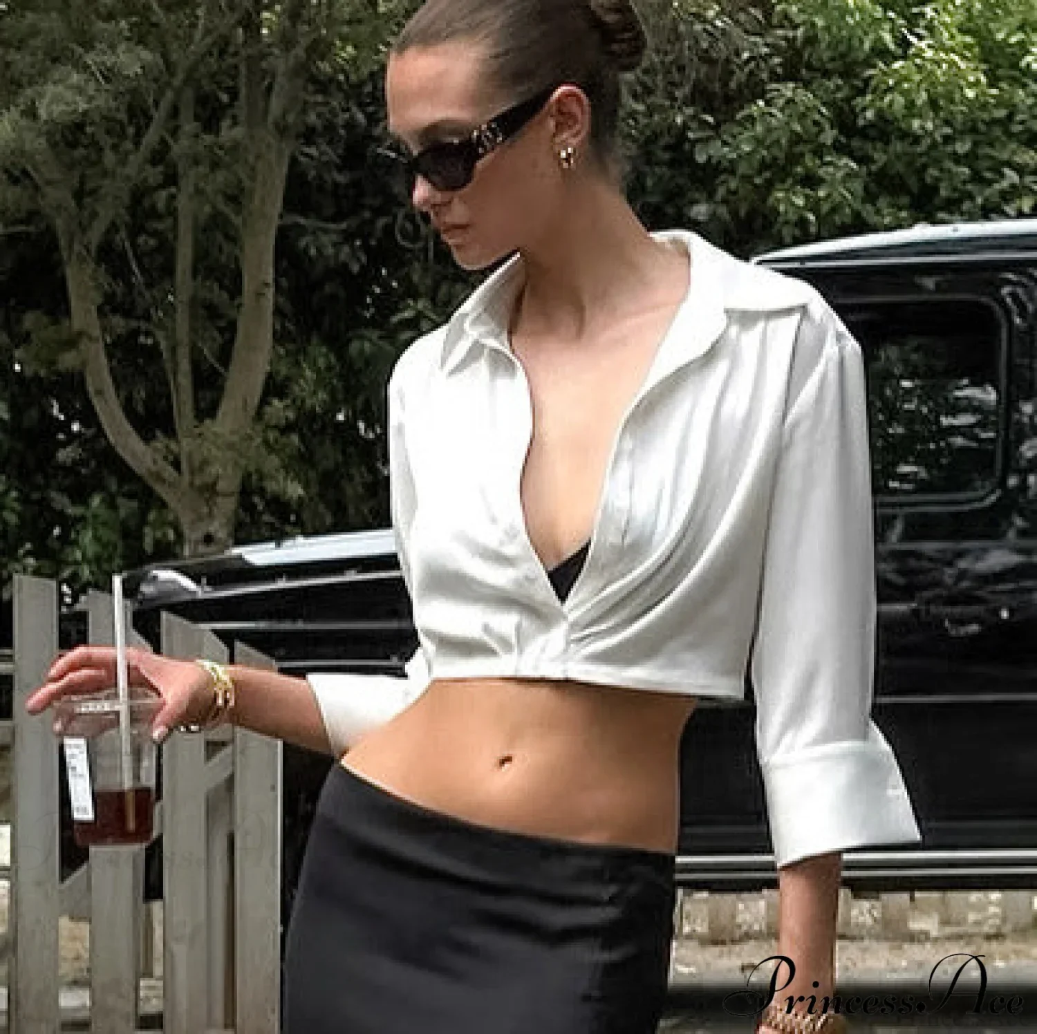 Satin V Neck Minimalist 5-Sleeve Crop Top - Image 5