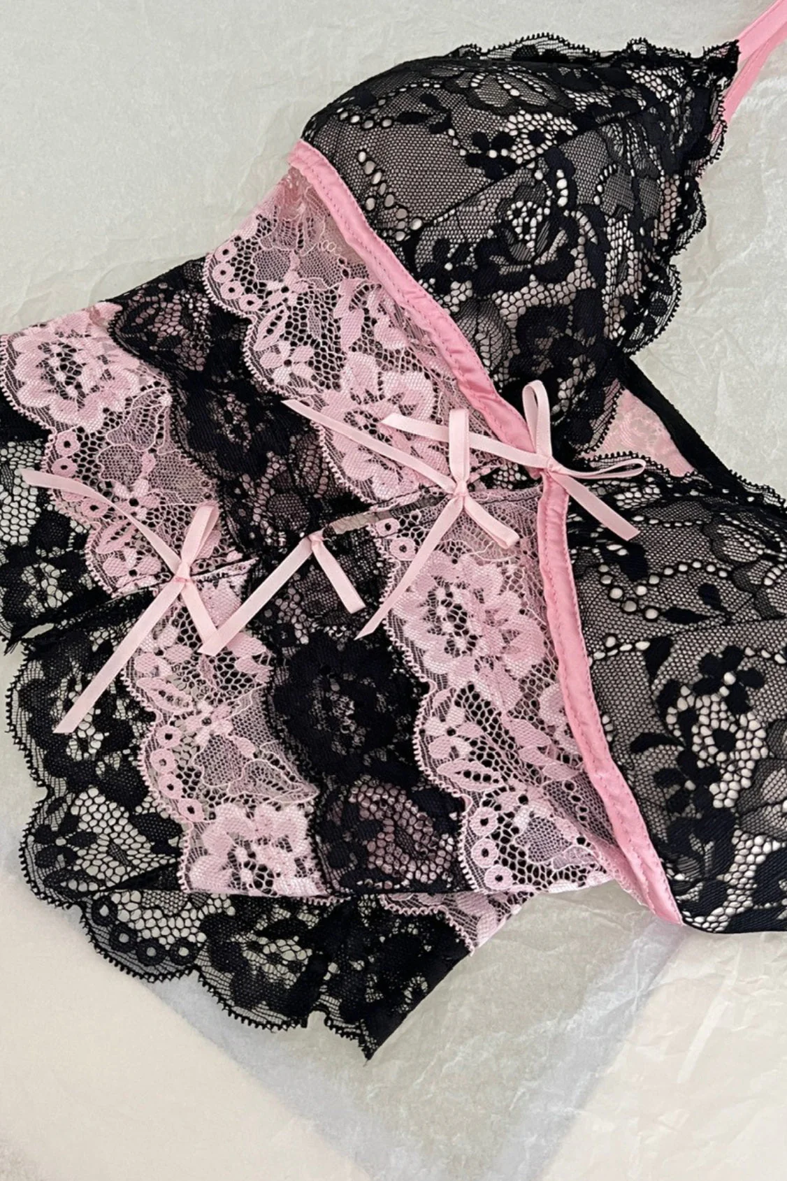 Sexy Black Pink Color Block Lace Trim Cami Top - Image 3