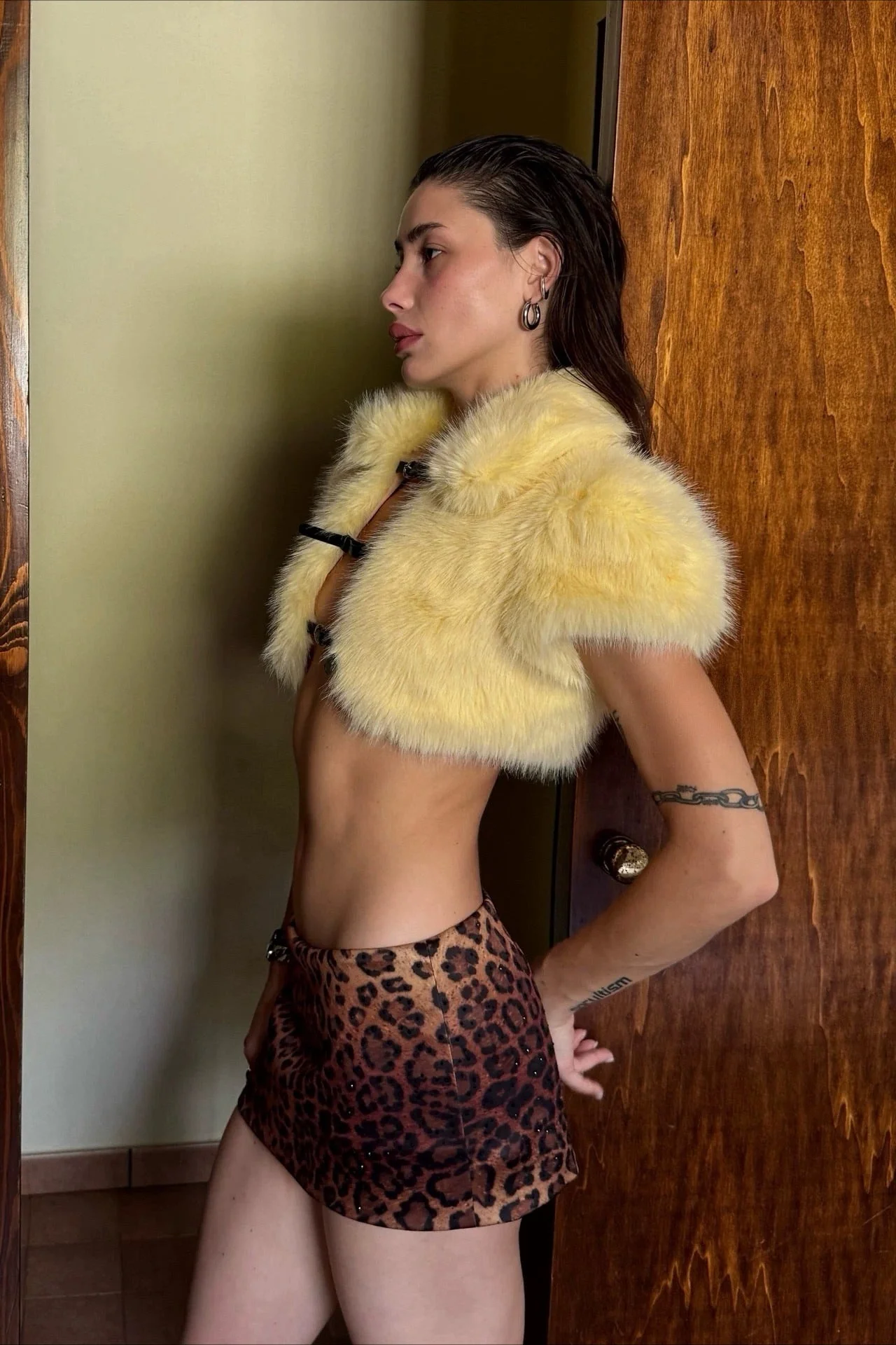 Sexy Cape Design Drawstring Solid Plush Coat - Image 2