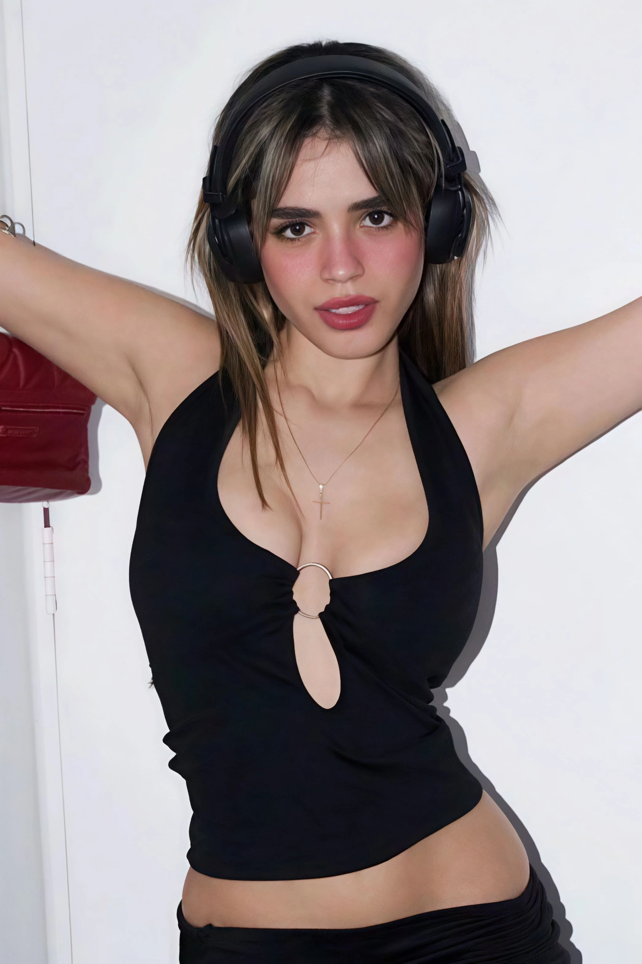 Sexy Solid Slim O-Ring Cutout Halter Top - Image 9