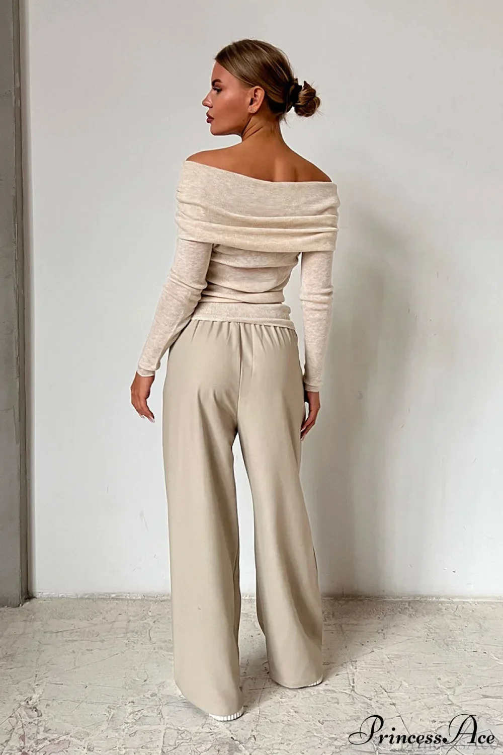 Sheer Off-Shoulder Fitted Solid Pullover Knit Top - Image 13