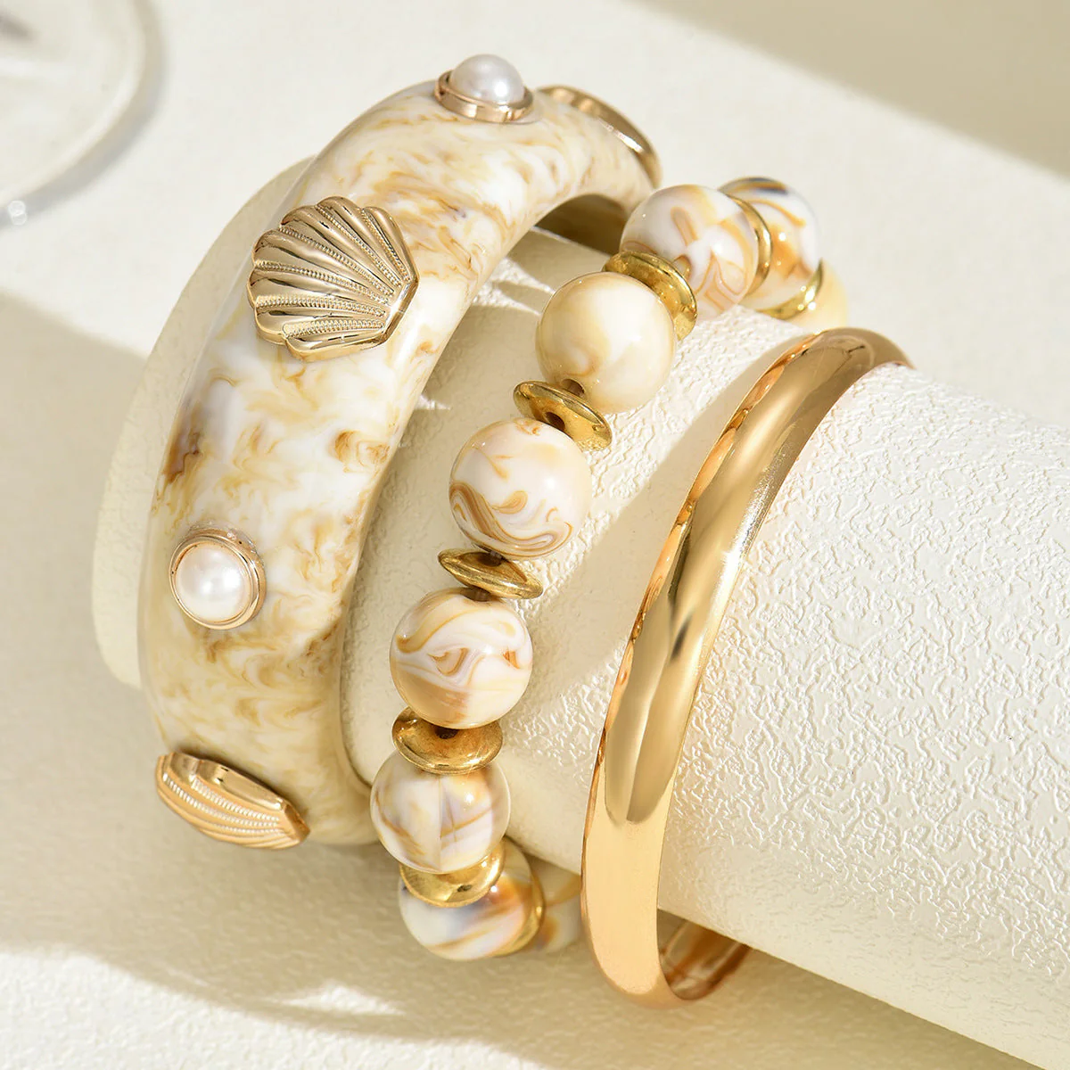 Shell Pearl Resin Bead Boho Layered Bracelet - Image 3
