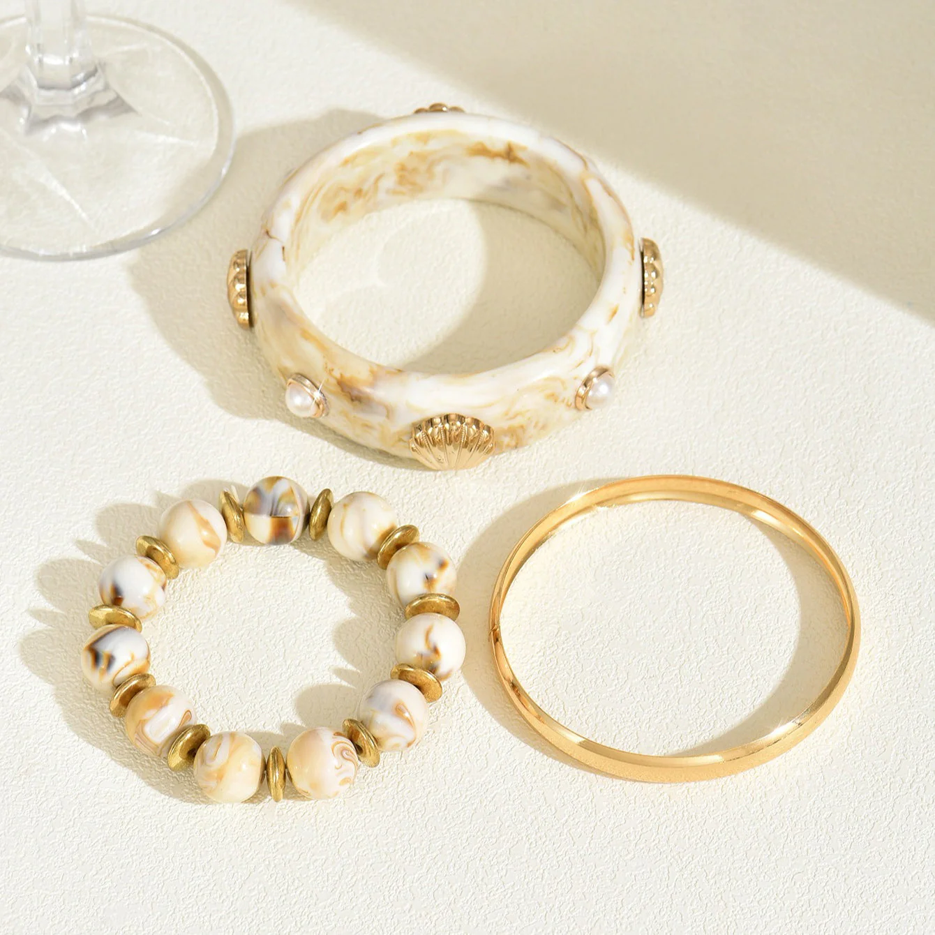 Shell Pearl Resin Bead Boho Layered Bracelet - Image 5
