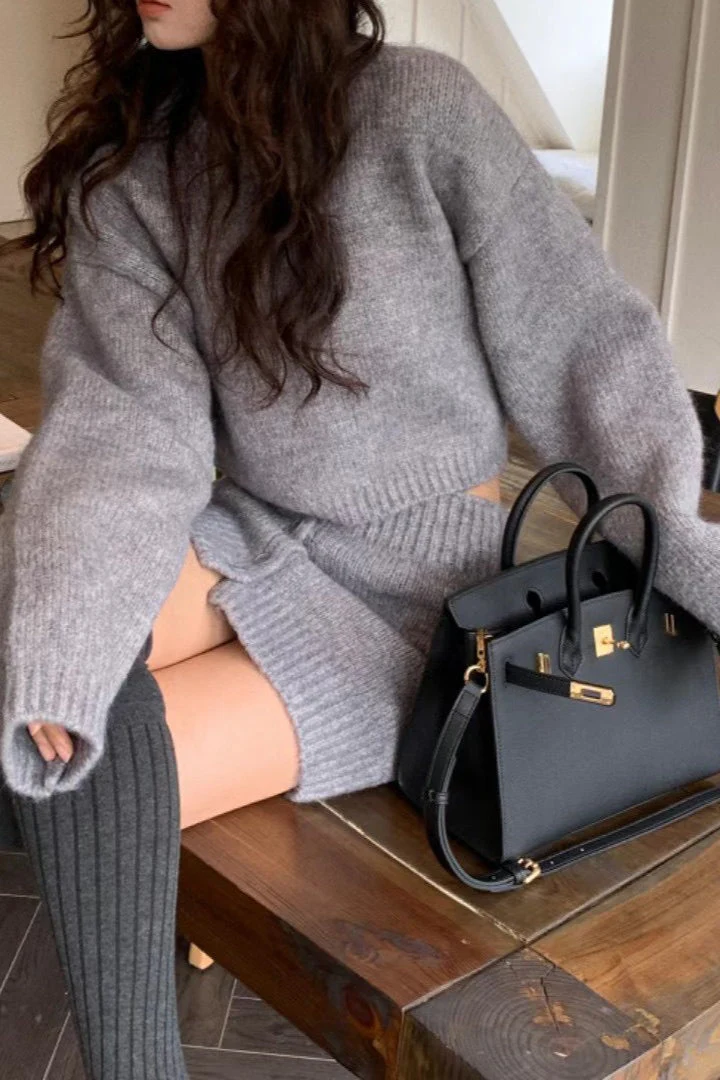 Short Fitted Knit Round Neck Slim Two Piece Set - Image 13