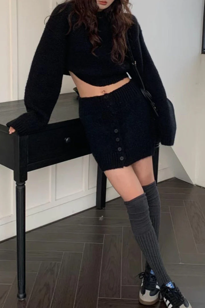 Short Fitted Knit Round Neck Slim Two Piece Set - Image 7