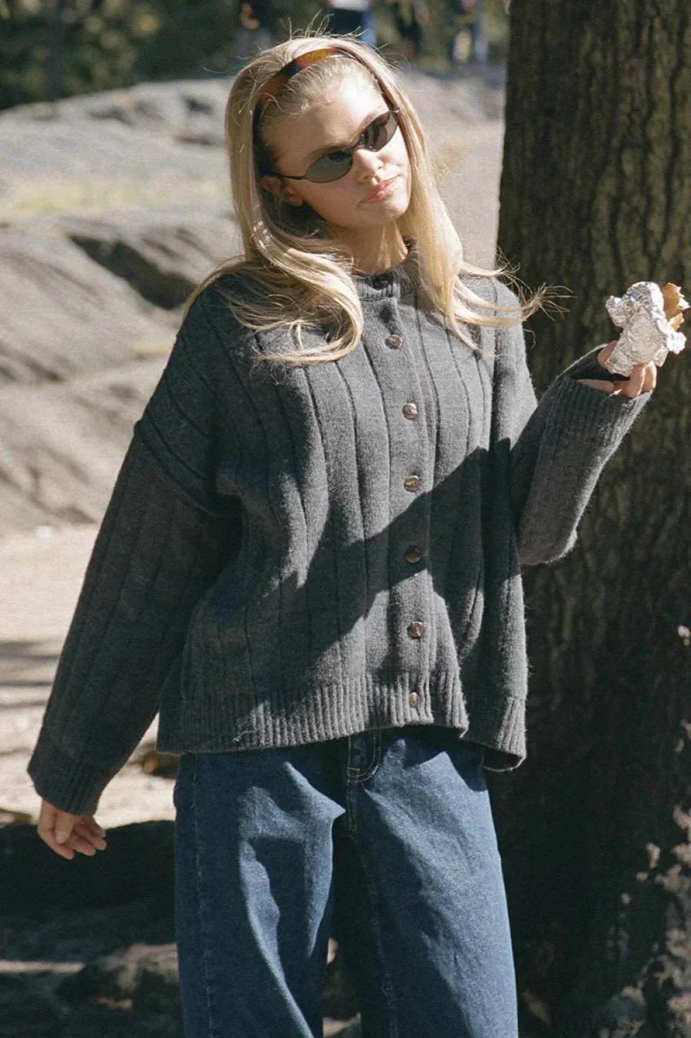 Simple Solid Rib Crewneck Oversized Cardigan Sweater - Image 8