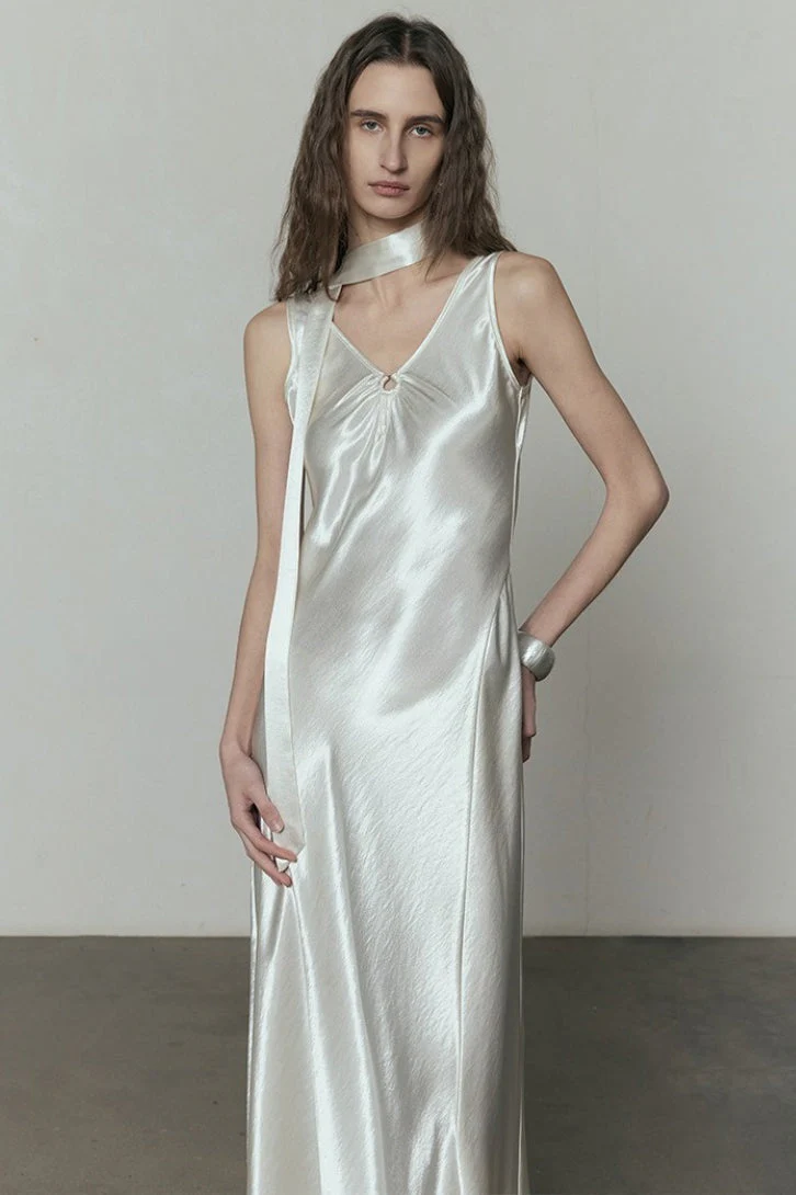 Simple Solid Satin V Neck Loose Maxi Dress - Image 3