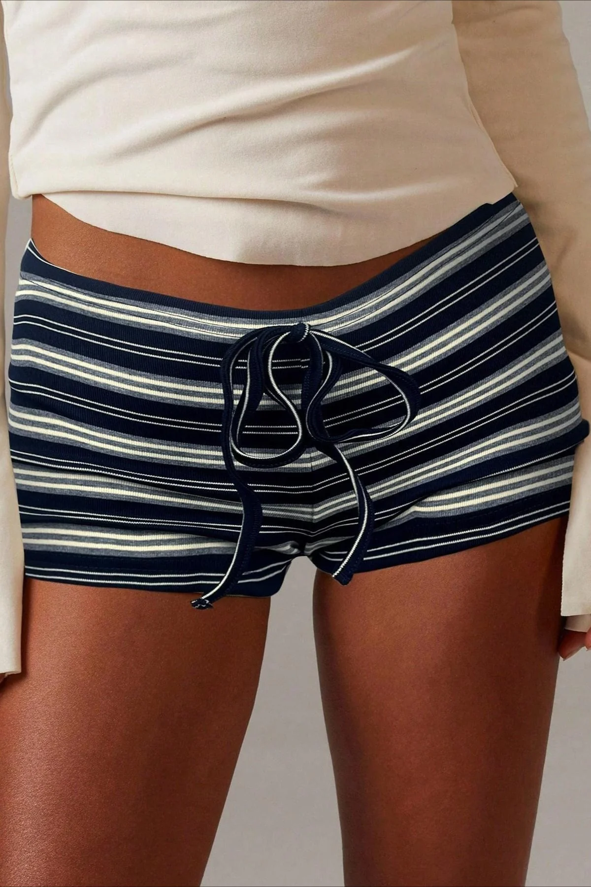 Simple Stripe Drawstring Low Waist Shorts - Image 5