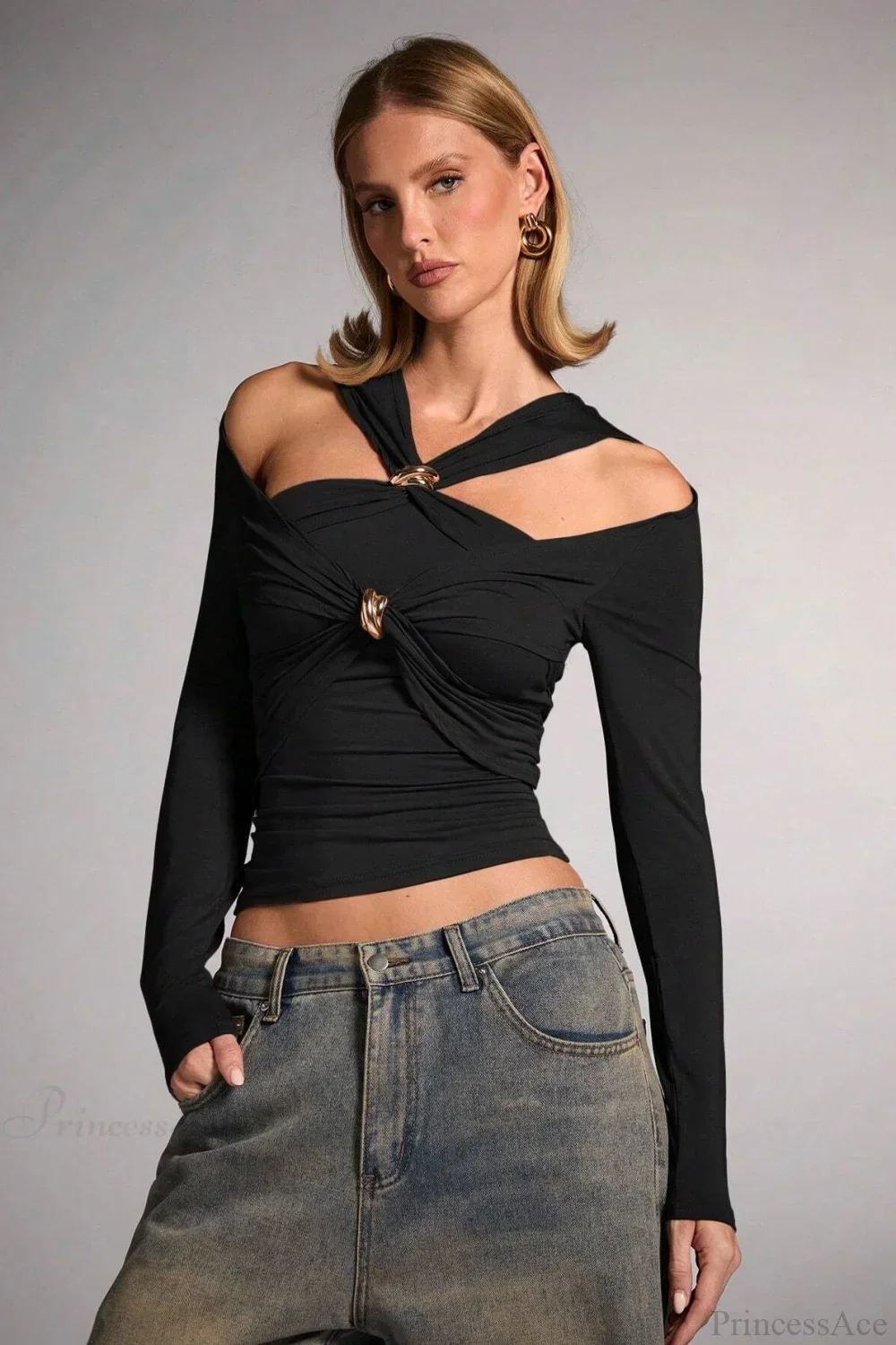 Sleek Off-shoulder Fitted Slim Long Sleeve Tee - Image 3
