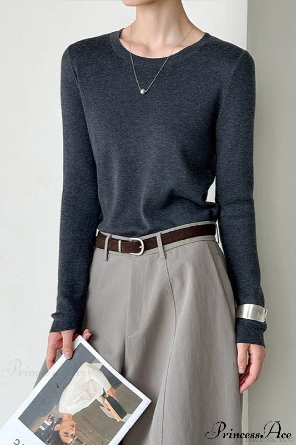 Slim-Fit Crew Neck Layering Knit Top - Image 3