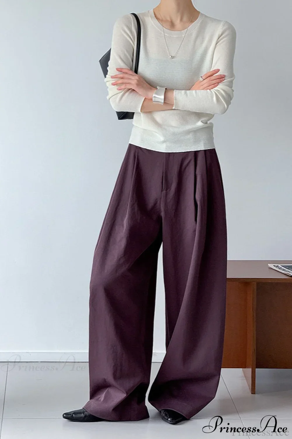 Slim-Fit Crew Neck Layering Knit Top - Image 8