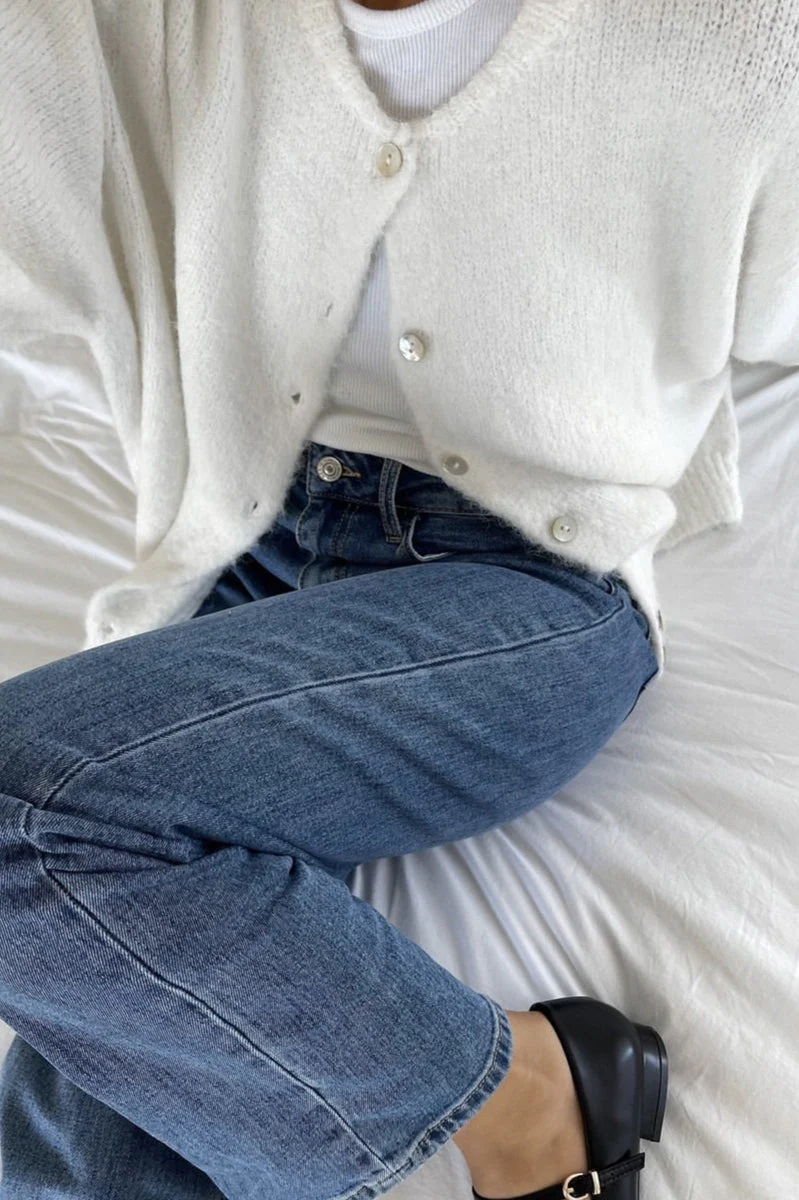 Soft Gray Vintage Shell-Button Knit Cardigan - Image 4