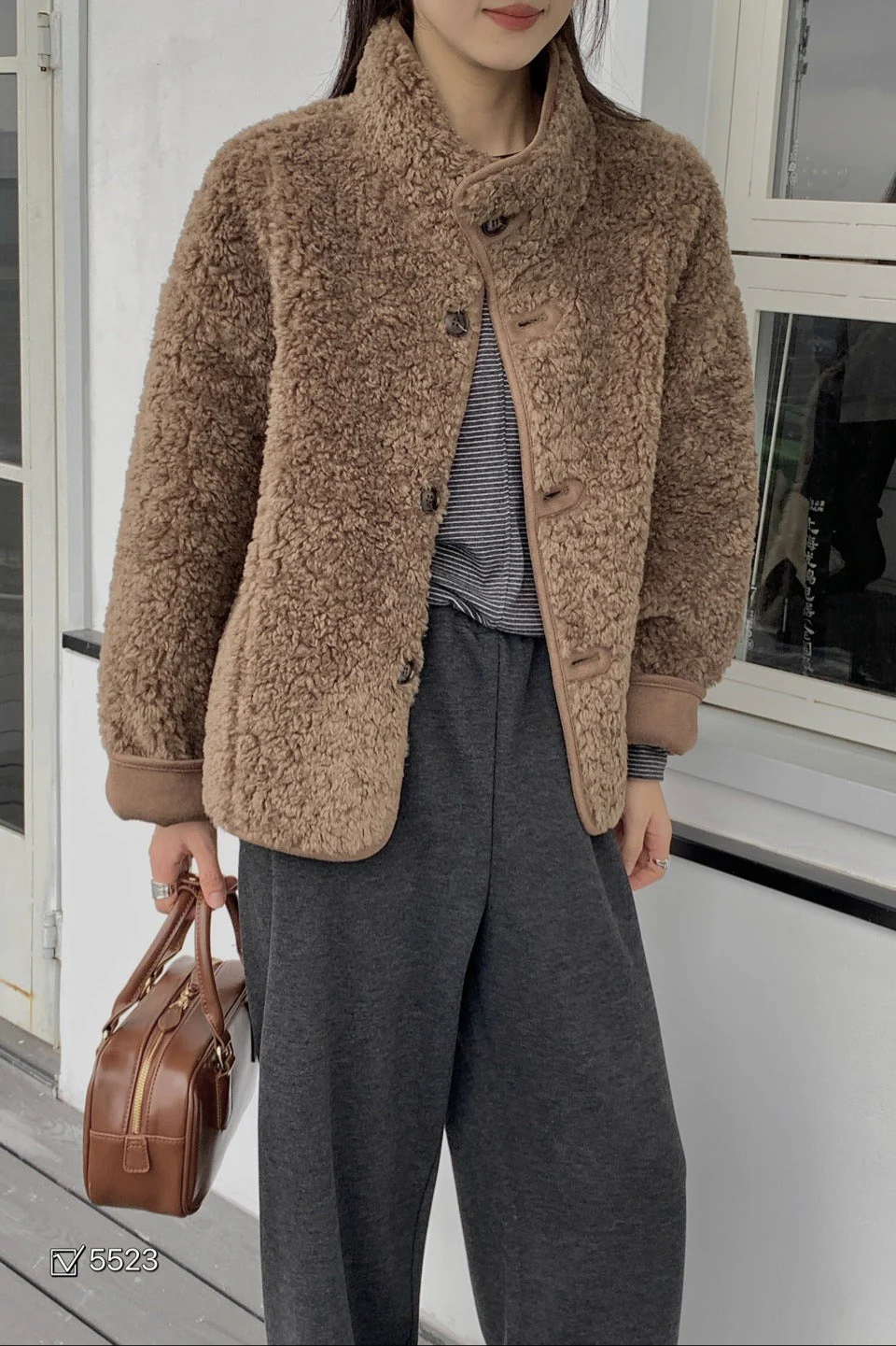 Soft Lapel Reversible Fur Coat - Image 4