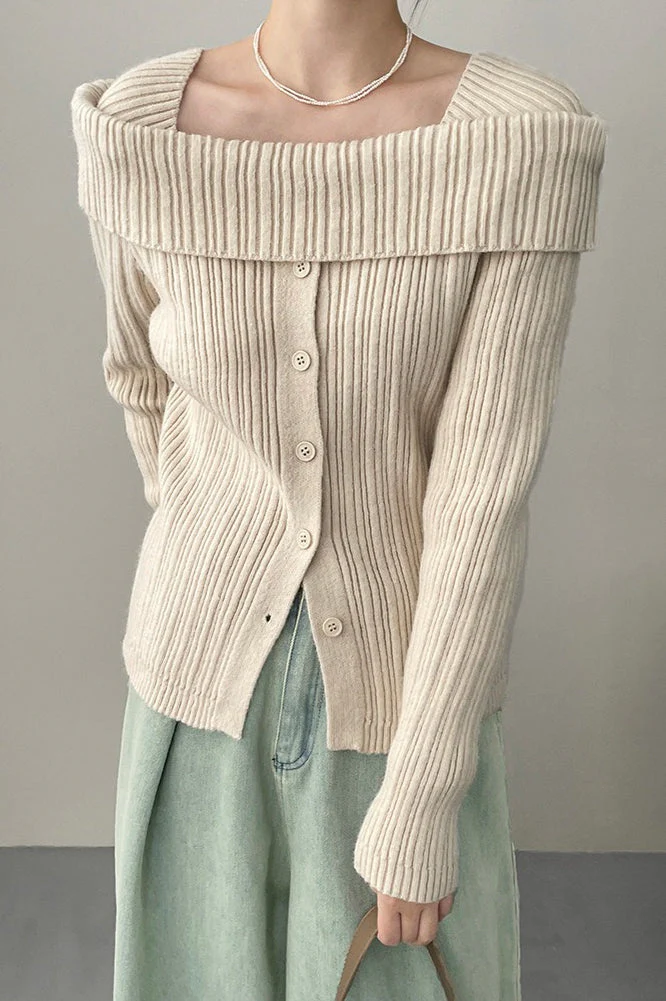 Soft Off-Shoulder Loose Irregular Knit Top - Image 4