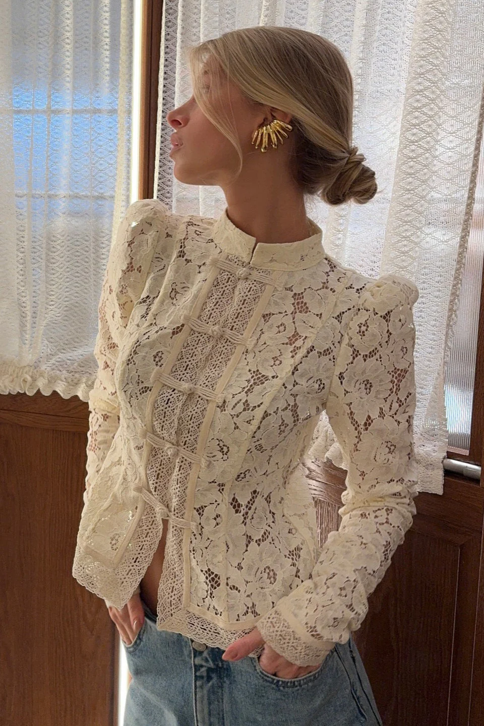 Soft-Style Stand-Collar Frog-Button Lace Cutout Cardigan - Image 3