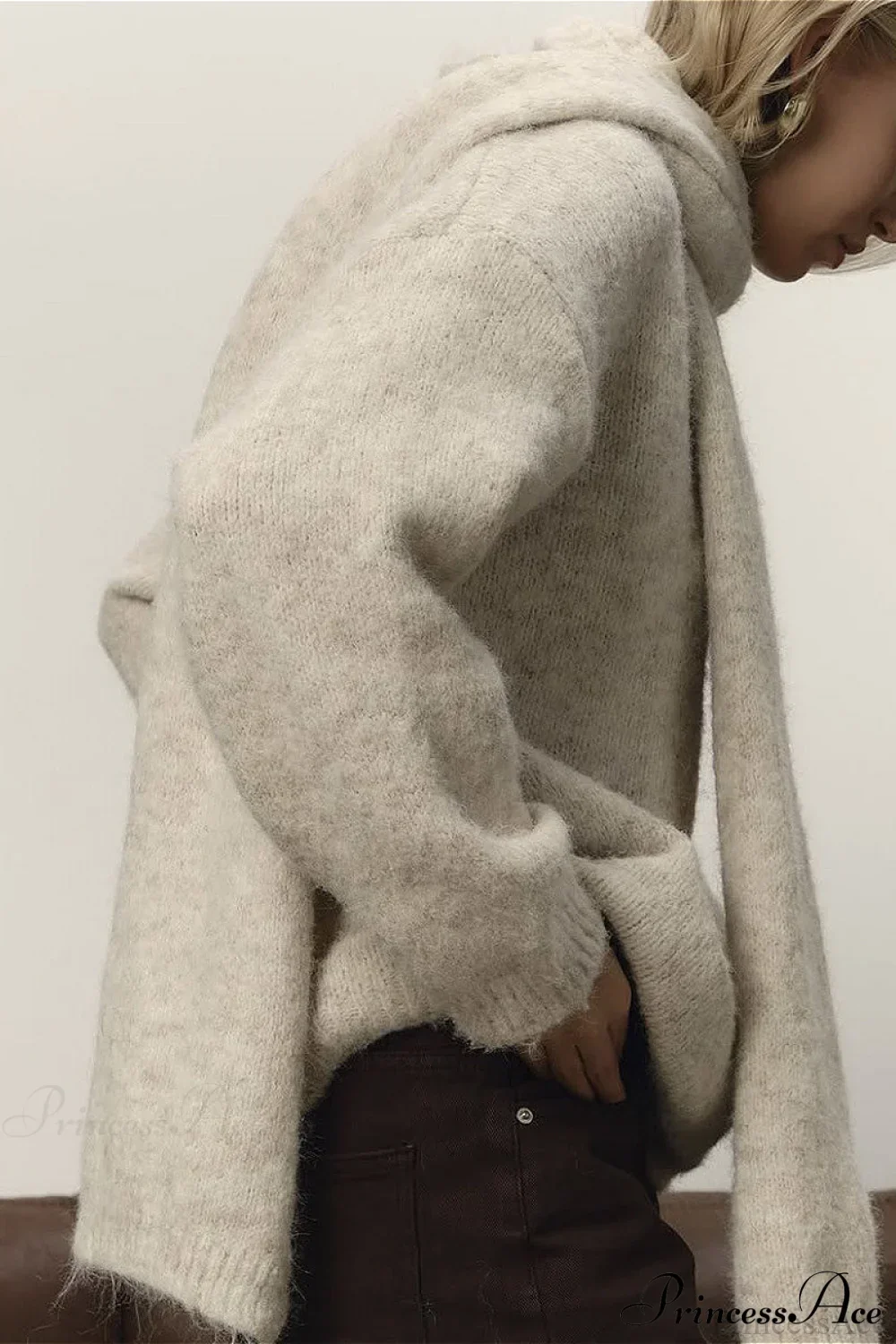 Soft Wool Crew Neck Loose Slouchy Sweater - Image 2