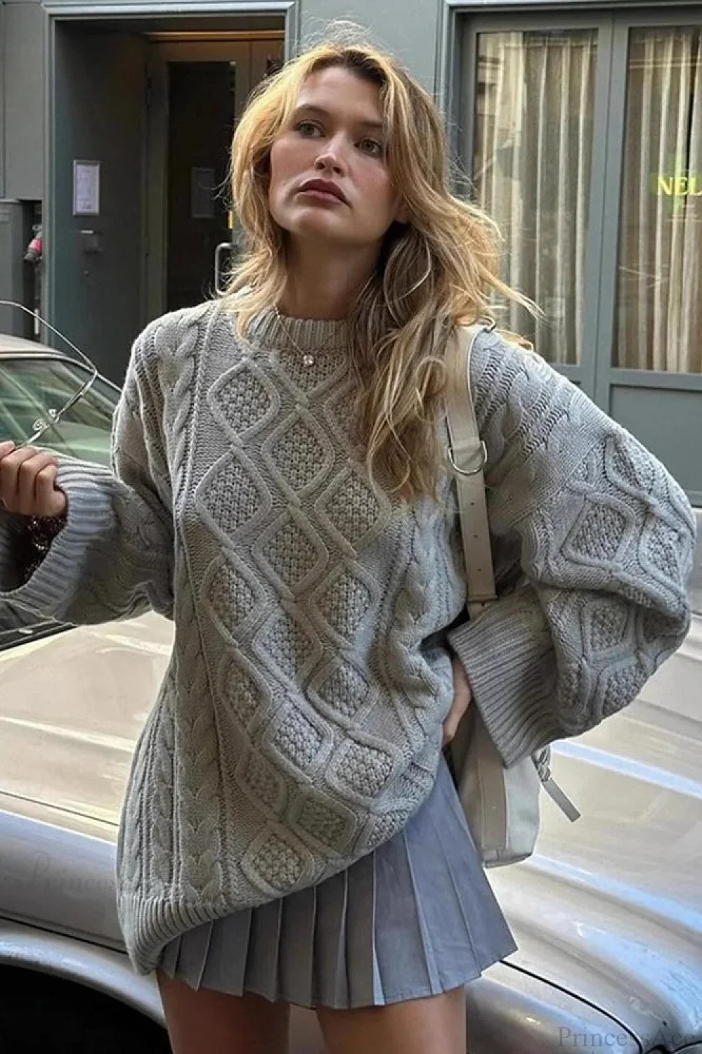 Solid 3D Chunky Cable Argyle Crewneck Loose Sweater - Image 2