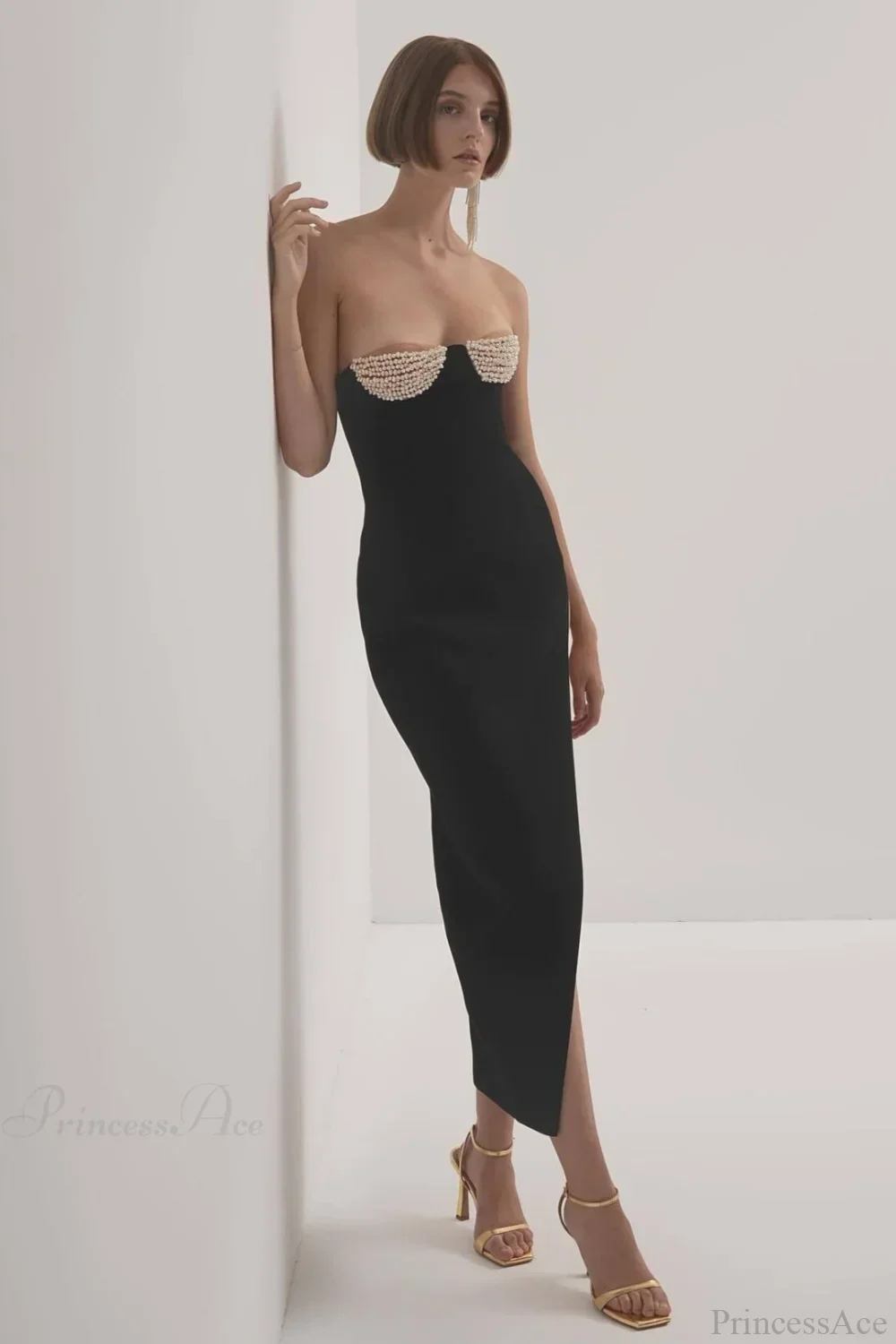 Solid Black Pearl-Cup Stretchy Bodycon Evening Dress - Image 2